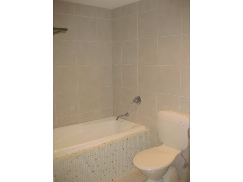 Executive Dr, Burleigh Waters QLD 4220