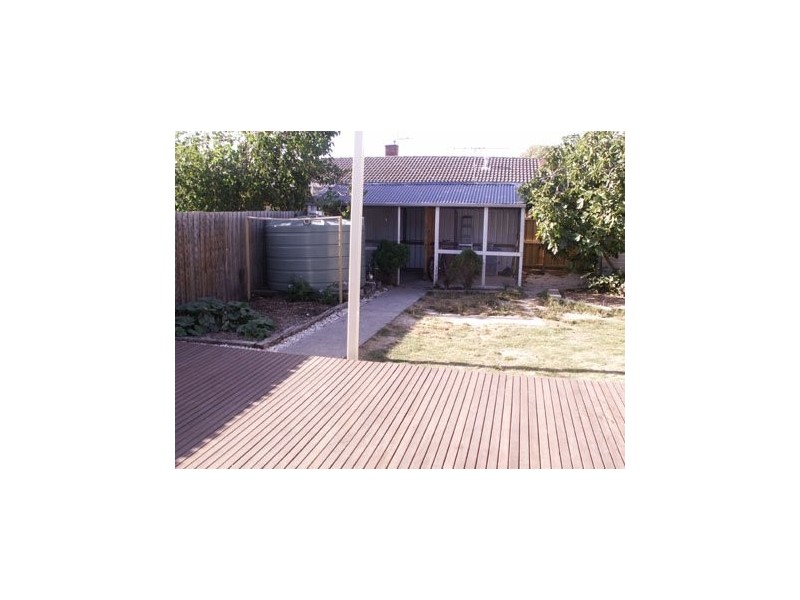 208 Essex St, West Footscray VIC 3012