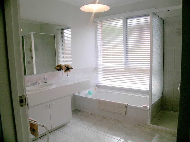 10 Lonsdale Avenue, Rowville VIC 3178