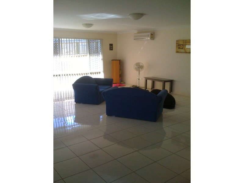 3 tenzing court, Warner QLD 4500