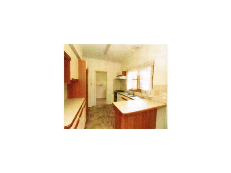 102 Bogong Ave, Glen Waverley VIC 3150