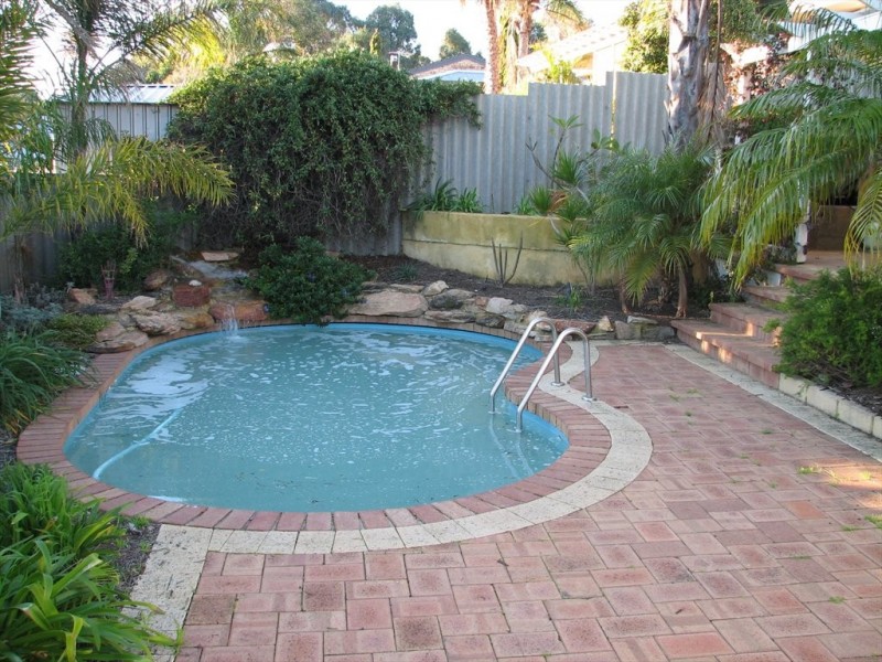 5 hunt lane, Kingsley WA 6026