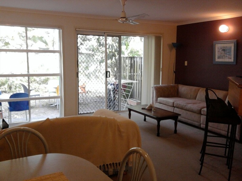 Crescent Ave, Mermaid Beach QLD 4218