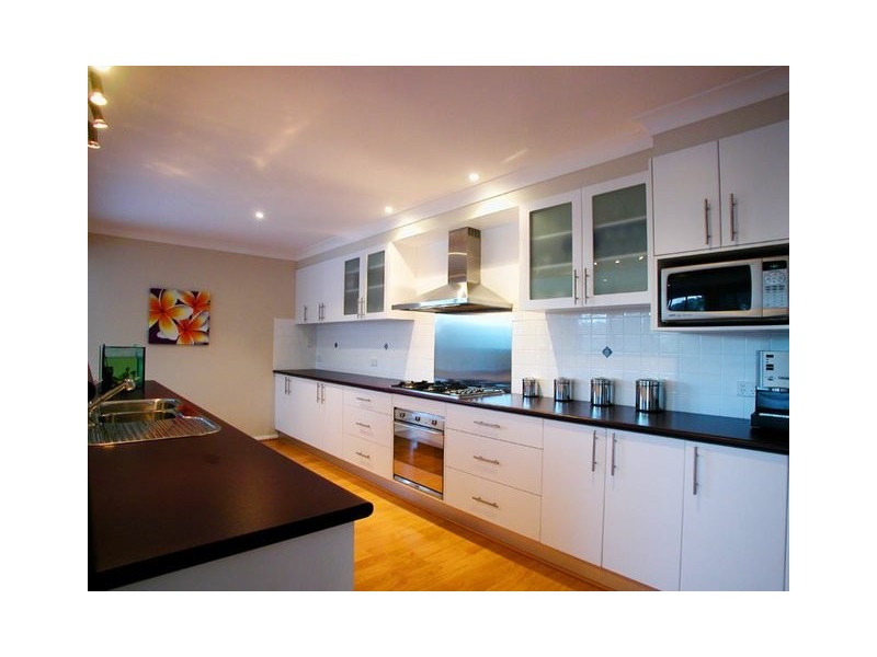 20 Sugarwood Close, Farmborough Heights NSW 2526