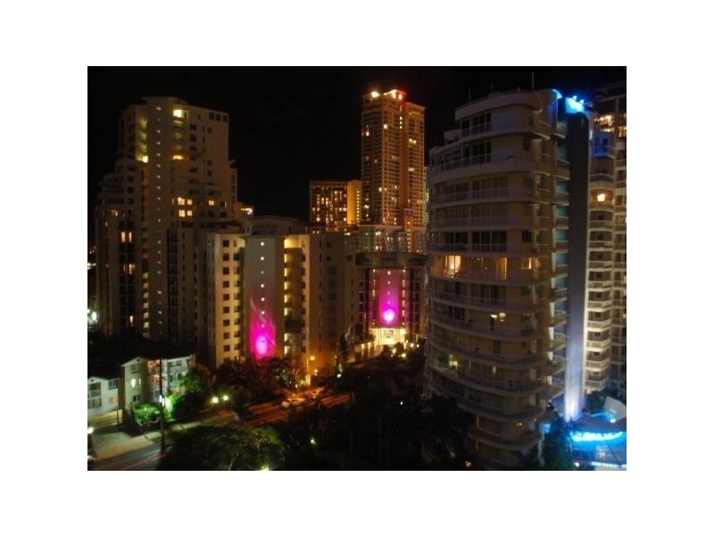 32 Riverview Parade, Surfers Paradise QLD 4217
