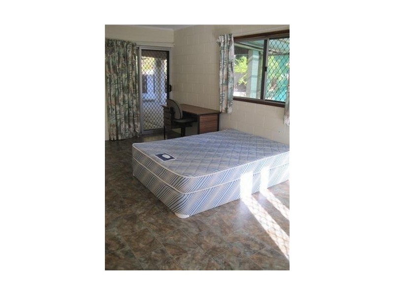 10B Badelona Street, Cranbrook QLD 4814