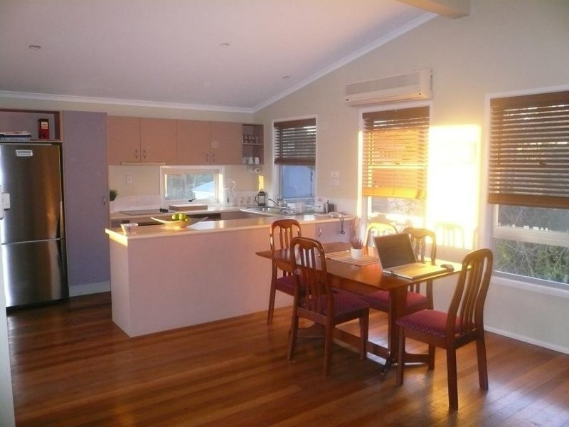 21 Hazelwood Street, Highgate Hill QLD 4101