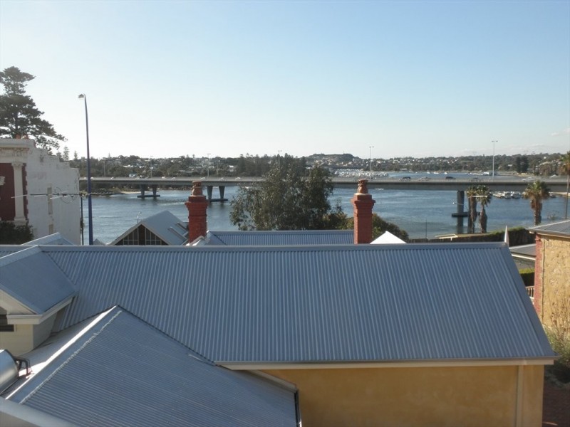 39 Canning Hwy, East Fremantle WA 6158