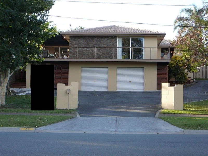 Dunkeith Ave, Benowa QLD 4217