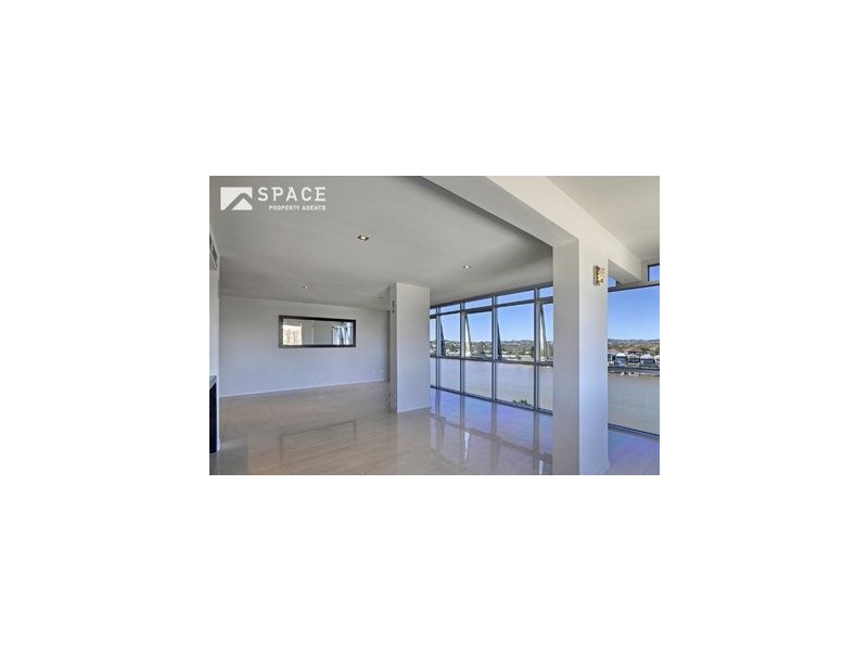 102 oxlade drive, New Farm QLD 4005