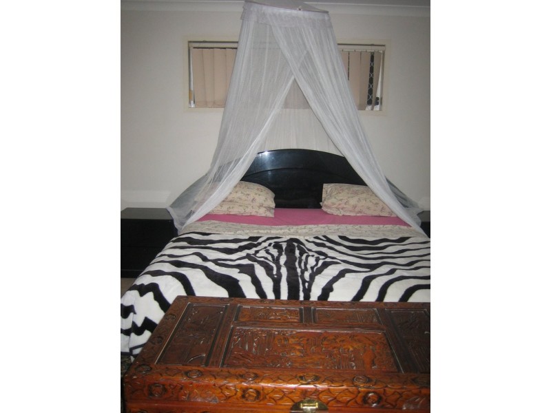 30 WARBLER PARADE, Varsity Lakes QLD 4227