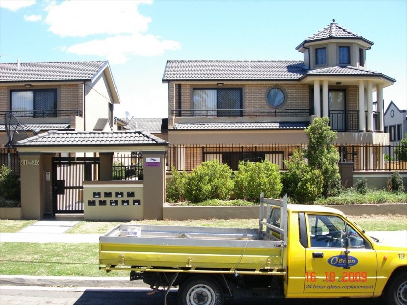 broadway, Punchbowl NSW 2196