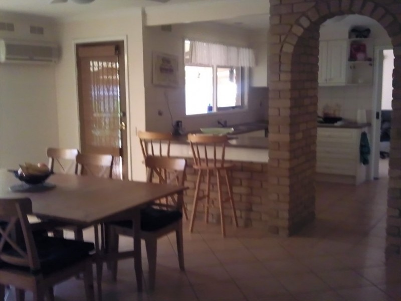 sayers road, Hoppers Crossing VIC 3029