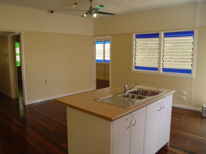 39 fegen drive, Moorooka QLD 4105