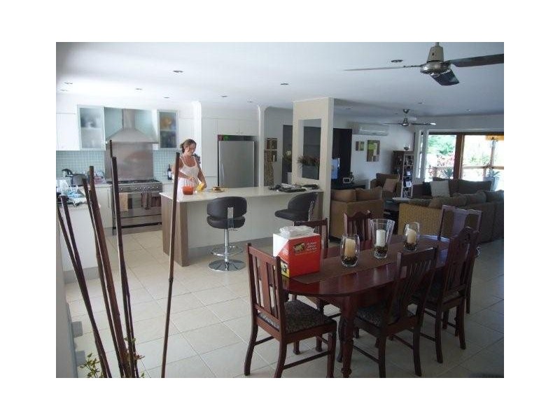10 Boomerang Cres, Bundall QLD 4217