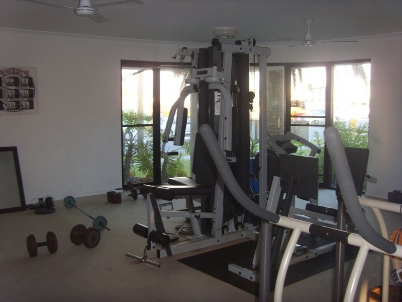 2214 Gold Coast Highway, Nobby Beach QLD 4218