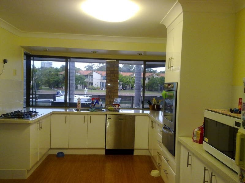 Sundance Way, Runaway Bay QLD 4216