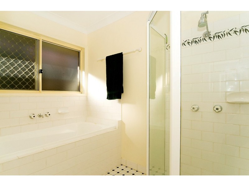 Murray Place, Forest Lake QLD 4078