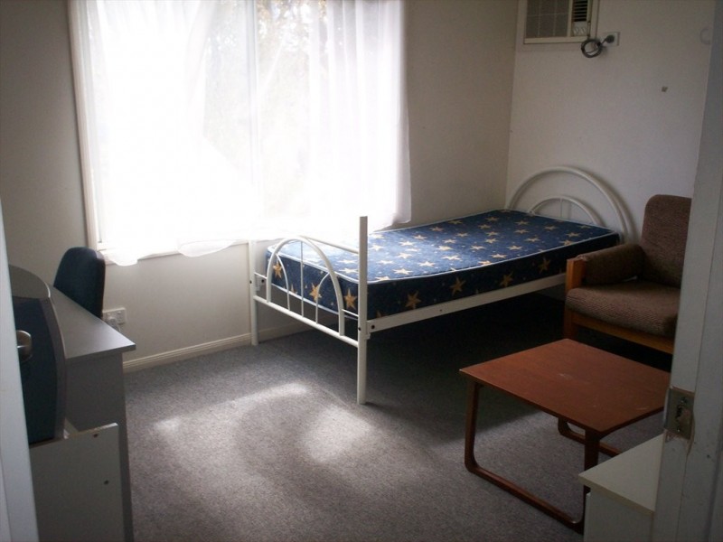 Arnott Street, Clayton VIC 3168