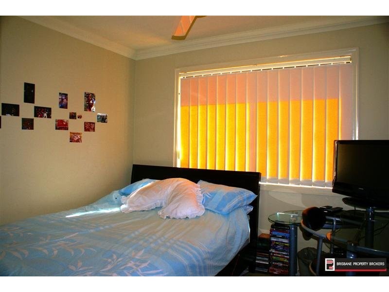 Elliott Street, Isle Of Capri QLD 4217