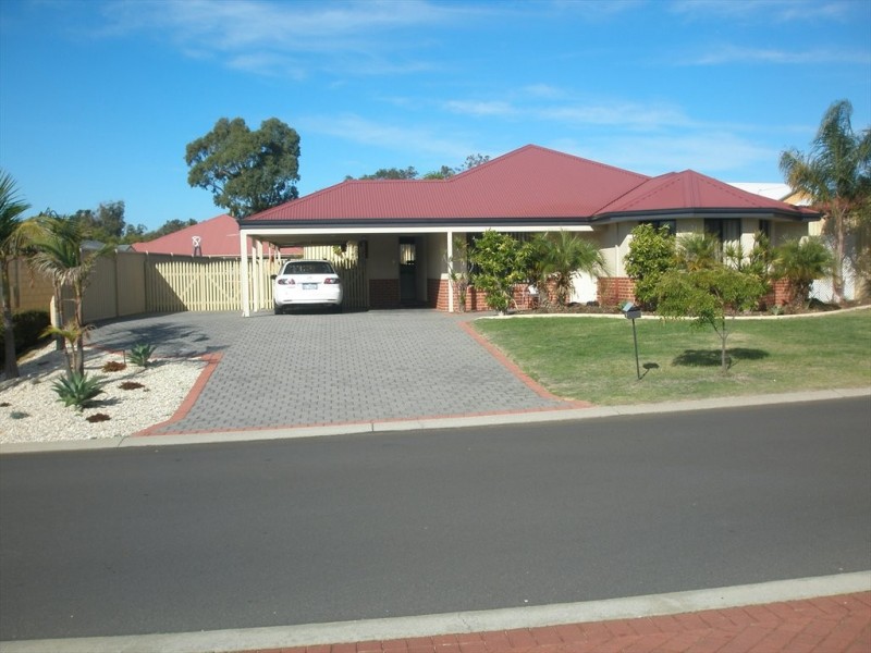 Moondar Parade, Dalyellup WA 6230