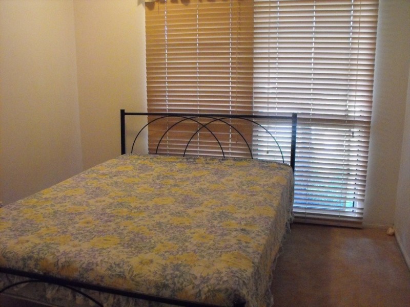RioVista Way, Kirwan QLD 4817