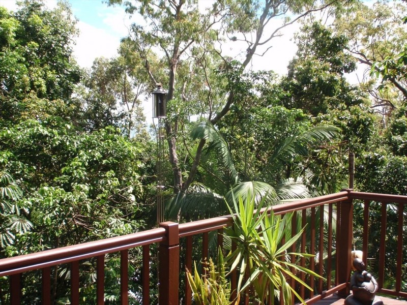 Tari Place, Trinity Beach QLD 4879