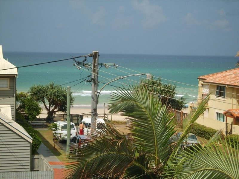 jefferson Lane, Palm Beach QLD 4221