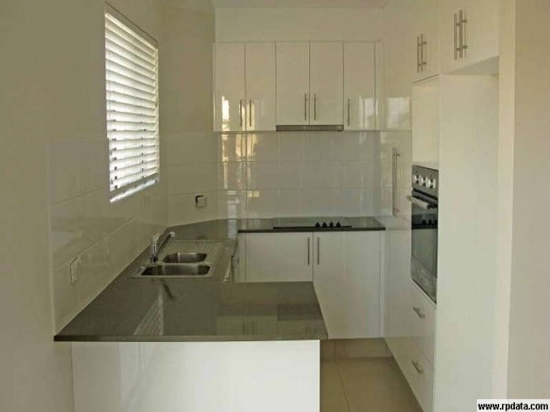 jefferson Lane, Palm Beach QLD 4221