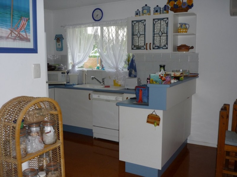 Lesley Avenue, Miami QLD 4220