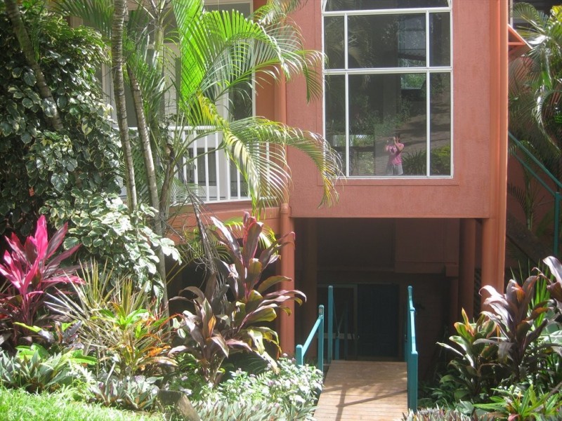 Tari Place, Trinity Beach QLD 4879