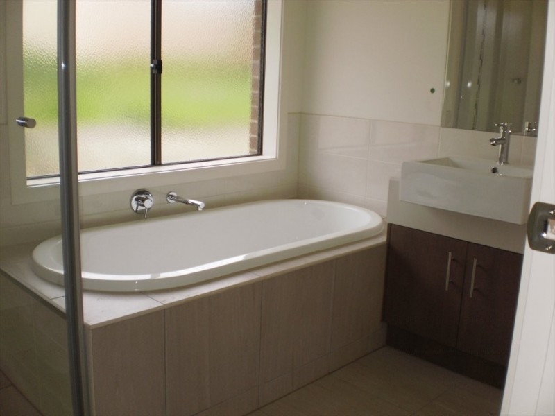 Pearcedale Road, Cranbourne South VIC 3977
