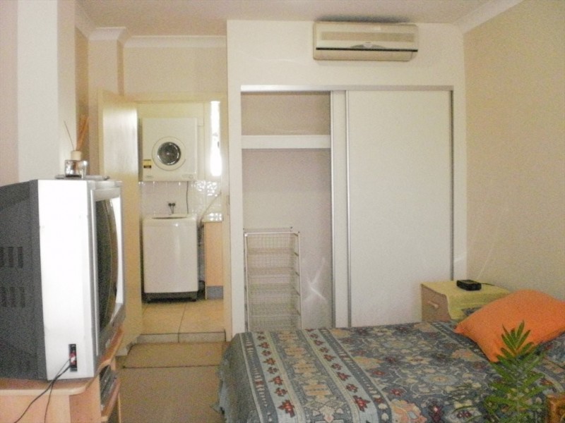 Hinkler Drive, Worongary QLD 4213