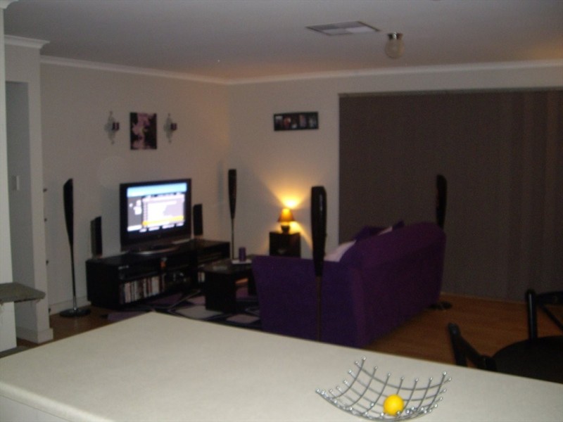 glenburnie avenue, Northfield SA 5085
