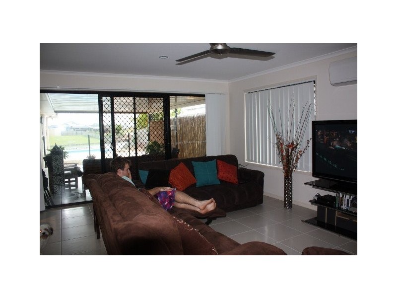 Endeavour Way, Eli Waters QLD 4655