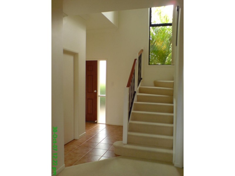Gooding Drive Merrimac, Merrimac QLD 4226