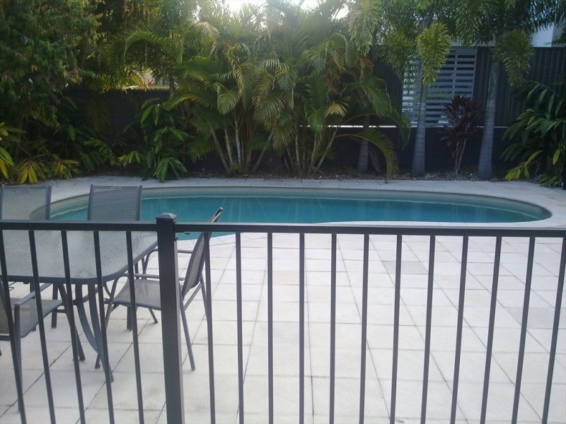 Parker, Labrador QLD 4215