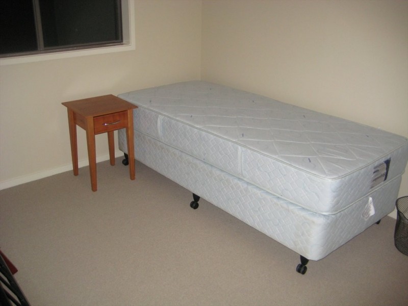 Penshurst Ave, Laverton VIC 3028