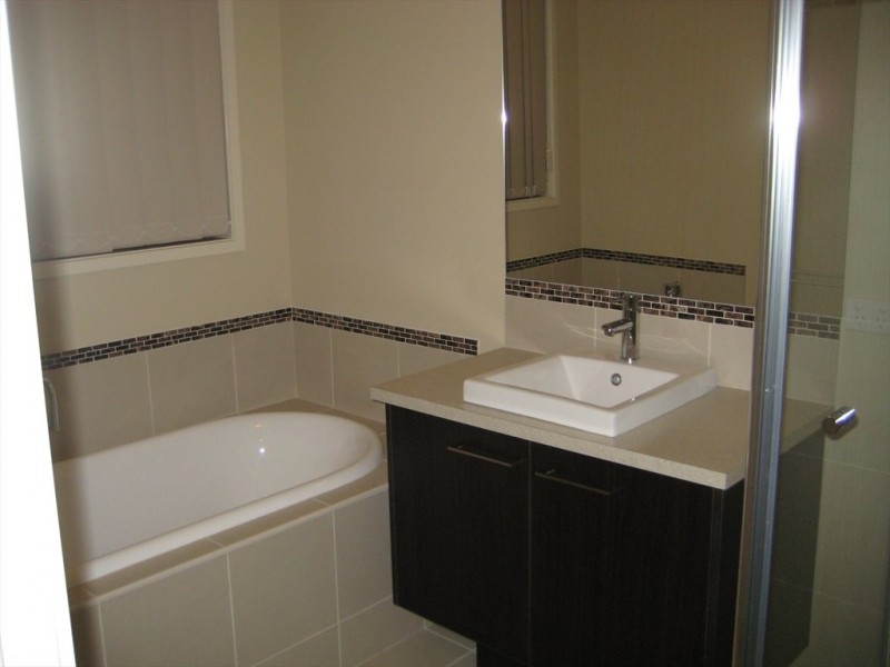 Penshurst Ave, Laverton VIC 3028