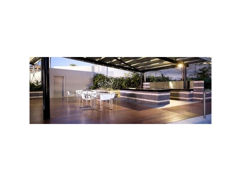 Cavill Ave, Surfers Paradise QLD 4217