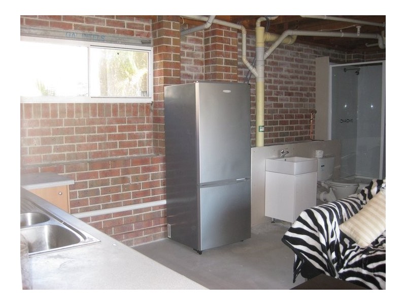 Rovere Street, Nerang QLD 4211