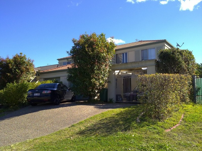 Olympus drive, Robina QLD 4226