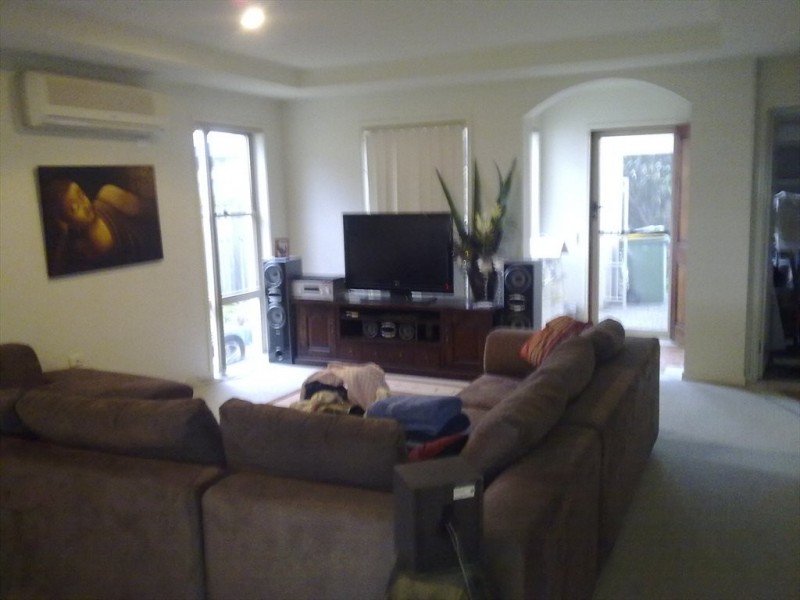 Olympus drive, Robina QLD 4226