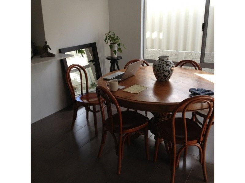 Moulden Ave, Perth WA 6000