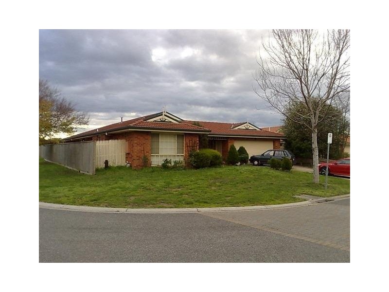 Hillston Court, Narre Warren VIC 3805