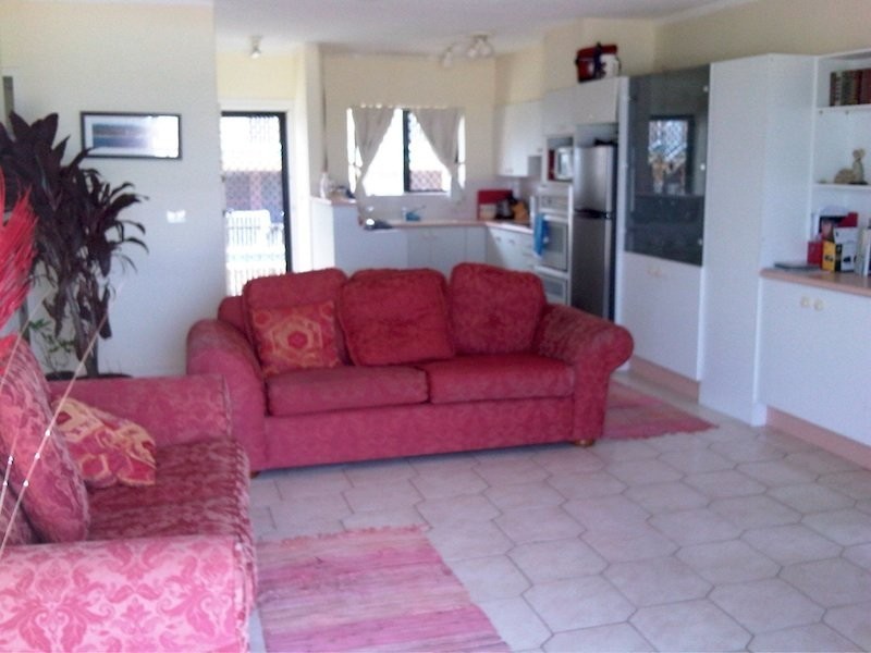 Palm Beach Ave., Palm Beach QLD 4221
