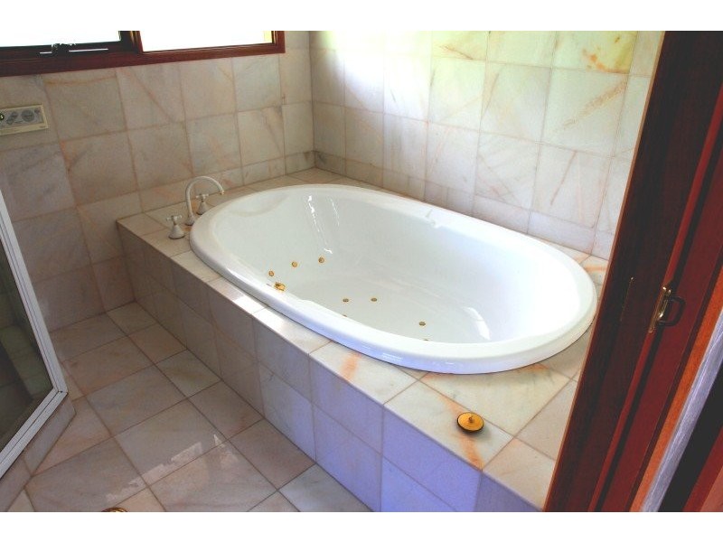 Deakin Place, West Pennant Hills NSW 2125