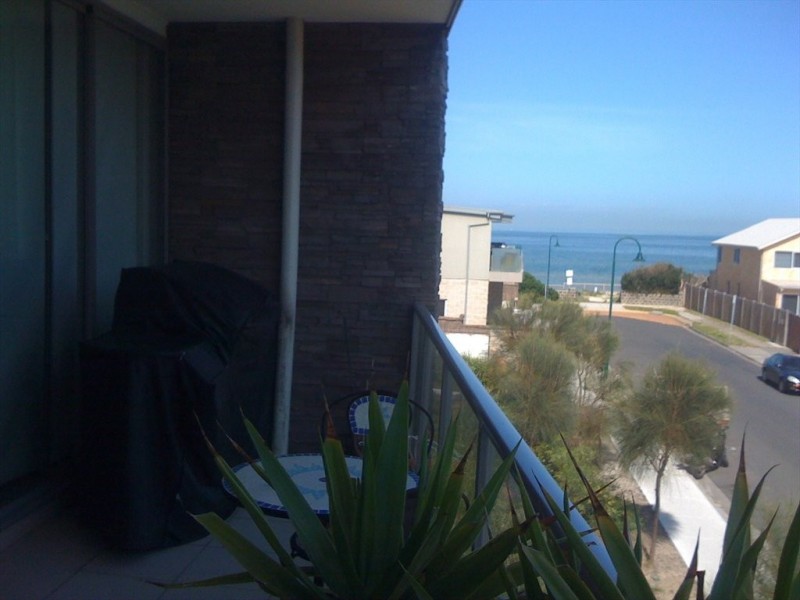 nepean highway, Aspendale VIC 3195