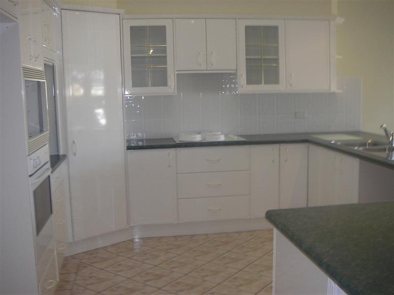 Harriet Close, Raymond Terrace NSW 2324