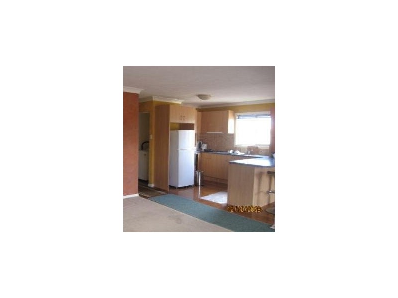 Hillcrest Parade, Miami QLD 4220